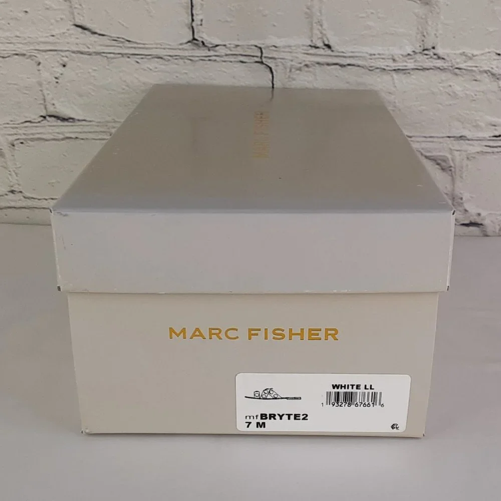 MARC FISHER 'BRYTE' DOMÈ STUDD CRISS~CROSS FLAT SLIP ON SLIDE SANDALS WHITE 7 - Picture 15 of 16